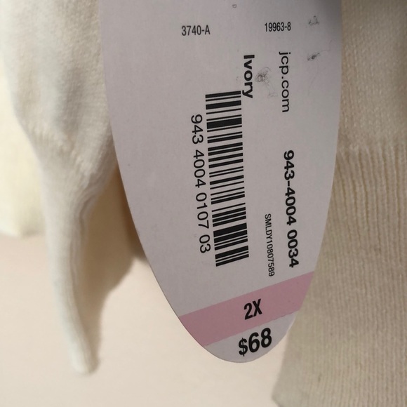 Ashley Nell Tipton Beautiful sweater Ivory New - Picture 4 of 8